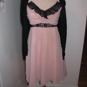 Romantic Backless Pink Dress with Black Lace Trim